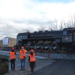 Video: Pevnost nového železničního mostu u Červené nad Vltavou dnes otestovaly dvě ikonické lokomotivy