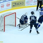 VIDEO: Extraligoví kohouti porazili lídra soutěže! Rozhodující gól vstřelil Vítkovicím z přesilovky Slívko