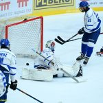 VIDEO: Extraligoví kohouti porazili lídra soutěže! Rozhodující gól vstřelil Vítkovicím z přesilovky Slívko