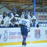 VIDEO: Extraligoví kohouti porazili lídra soutěže! Rozhodující gól vstřelil Vítkovicím z přesilovky Slívko