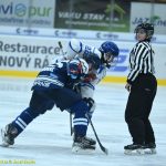 VIDEO: Extraligoví kohouti porazili lídra soutěže! Rozhodující gól vstřelil Vítkovicím z přesilovky Slívko