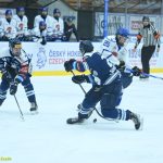 VIDEO: Extraligoví kohouti porazili lídra soutěže! Rozhodující gól vstřelil Vítkovicím z přesilovky Slívko