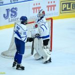 VIDEO: Extraligoví kohouti porazili lídra soutěže! Rozhodující gól vstřelil Vítkovicím z přesilovky Slívko
