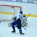 VIDEO: Extraligoví kohouti porazili lídra soutěže! Rozhodující gól vstřelil Vítkovicím z přesilovky Slívko
