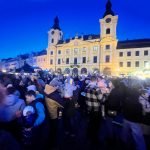 Čerti ovládli Palackého sady v Písku. Andělé s Mikulášem zase náměstí