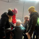 Čerti ovládli Palackého sady v Písku. Andělé s Mikulášem zase náměstí
