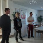 Dva muži zachránili život řidiči kamionu, který během jízdy dostal infarkt