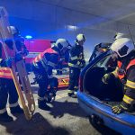 Hasiči, záchranáři a policisté cvičili zásah v tunelu Pohůrka