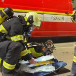 Hasiči, záchranáři a policisté cvičili zásah v tunelu Pohůrka