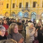 Vánoční jarmark Základní školy T.G. Masaryka v Písku se vydařil. Výrobky šly na dračku