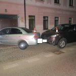 Zdrogovaný pracovník pivovaru vyjel s ještěrku do ulic Protivína. Naboural několik aut a plynový rozvaděč