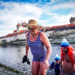 Otava u pivovaru zamrzla, otužilci tak museli pod jez
