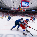 MS v hokeji žen: Strakonická rodačka Vanišová otevřela skóre. Češky přesto Finkám podlehly