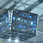 VIDEO: Hokejisté Tábora naložili Znojmu osmičku. Na jih Moravy pojedou s vedením v sérii 2:0