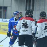 VIDEO: Hokejisté Tábora naložili Znojmu osmičku. Na jih Moravy pojedou s vedením v sérii 2:0