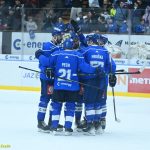 VIDEO: Hokejisté Tábora naložili Znojmu osmičku. Na jih Moravy pojedou s vedením v sérii 2:0