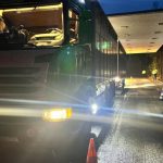 Dopravci zvířat mohou vjet do České republiky přes Halámky. Vozidla dezinfikují na hranici hasiči