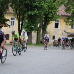 Choustník Race: Cyklisté zdolali vrchovinu, respekt patřil i handicapovaným