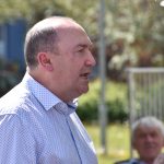 Slávisté potěšili seniory – darovali jim dva velké párty stany