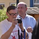 Slávisté potěšili seniory – darovali jim dva velké párty stany