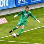 Fotbalisté Dynama se doma s první ligou rozloučili s ostudou