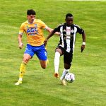 Fotbalisté Dynama se doma s první ligou rozloučili s ostudou