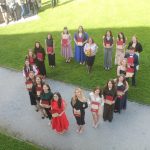 Studenti se loučili s milevským gymnáziem v Latinské škole kláštera