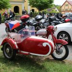 Požehnání motorkářům přilákalo do Chýnova na 175 strojů