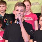V Milevsku koncertovaly dětské pěvecké sbory, aneb Že lidovky nejsou cool může tvrdit jenom vůl…