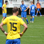 Drama v I. B třídě! Lídr jen remizoval, Čížová dýchá na záda