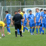 Drama v I. B třídě! Lídr jen remizoval, Čížová dýchá na záda