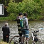 Mezi jezy potřetí. Závod v Sezimově Ústí přilákal vysoký počet paddleboardistů