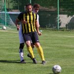 Ve fotbalové III. třídě na obou pólech tabulky řádně přituhuje