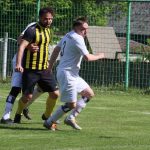 Ve fotbalové III. třídě na obou pólech tabulky řádně přituhuje