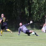 Ve fotbalové III. třídě na obou pólech tabulky řádně přituhuje