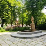Proměny Palackého sadů v Písku: Od hradeb k letní promenádě