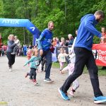 VIDEO: SeziRun přilákal závodníky od nejmenších dětí až po odvážné půlmaratonce. Na tratě vyrazili i domácí běžci Spartaku Sezimovo Ústí