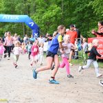 VIDEO: SeziRun přilákal závodníky od nejmenších dětí až po odvážné půlmaratonce. Na tratě vyrazili i domácí běžci Spartaku Sezimovo Ústí