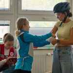Žáci základních škol předvedli na budějovickém opraveném dopravním hřišti, jak znají předpisy