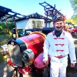 Nejstarší motorka na Křivonosce měla 1,5 koně a brzdí se i nohama. Primátorka dorazila v hasičské uniformě
