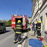 Opusťte hned budovu, je vyhlášena evakuace. Utajené cvičení v táborské škole prověřilo připravenost na krizovou situaci