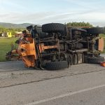 Dopravu v Kaplici omezila v ranní špičce nehoda. Jeden člověk skončil v péči záchranářů