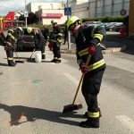 V Soběslavské ulici v Táboře se střetla dvě auta. K nehodě vyjížděli policisté, hasiči i záchranáři