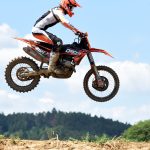 VIDEO: Pátý díl republikového šampionátu v motokrosu hostil Jinín