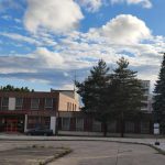 Týnská radnice chce inventář posledního domu ubytovny Blanice rozprodat dřív, než ho rozkradou zloději