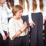 Koncert Pěveckého sboru Gymnázia připomněl 25 let pod vedením Marcely Mikové
