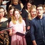 Koncert Pěveckého sboru Gymnázia připomněl 25 let pod vedením Marcely Mikové
