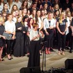 Koncert Pěveckého sboru Gymnázia připomněl 25 let pod vedením Marcely Mikové