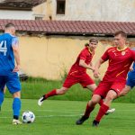 Fotbal: Dolní Dvořiště ovládlo zápas v Kamenném Újezdu hattrickem kapitána a drží krok v boji o titul
