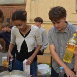Pierrovy děti z táborského gymnázia napekly a navařily s výtěžkem pro Mary´s Meals